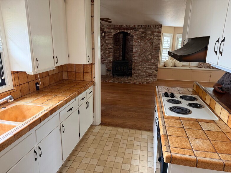 More Photos Of 903 W Highway 12, Lodi Land For Sale