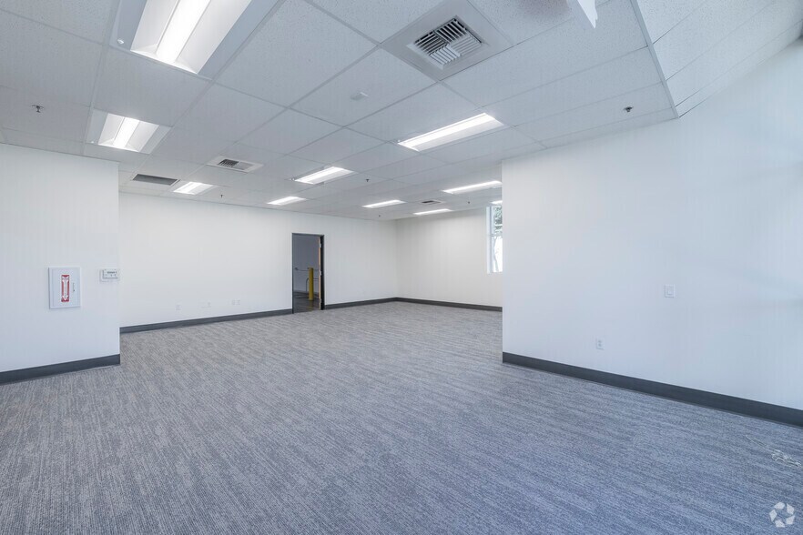 More Photos Of 11960 S Harlan Rd, Lathrop Distribution For Lease