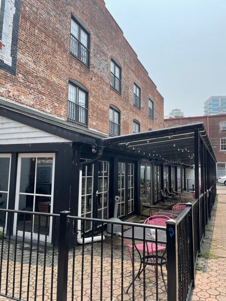 More Photos Of 1417-1423 E Cary St, Richmond Apartments For Lease