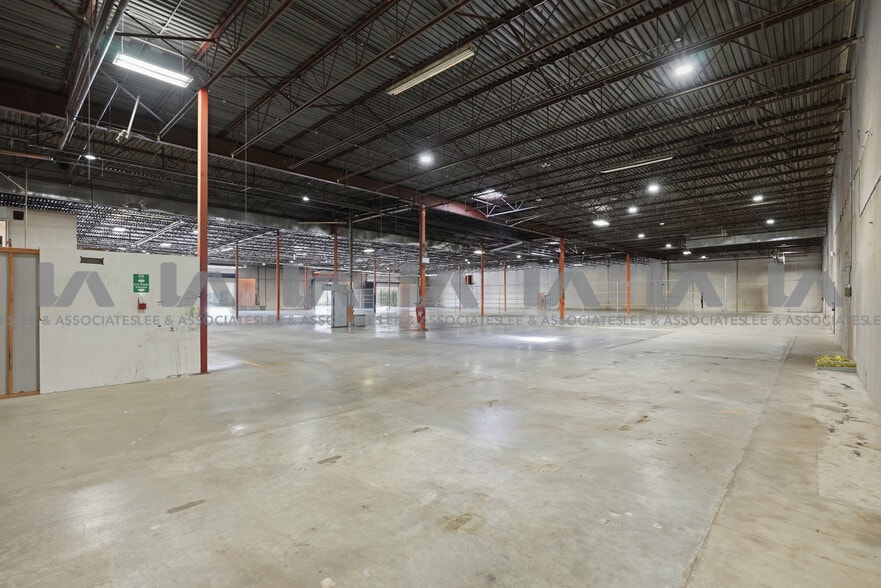 More Photos Of 18788 96th Ave, Surrey Warehouse For Lease