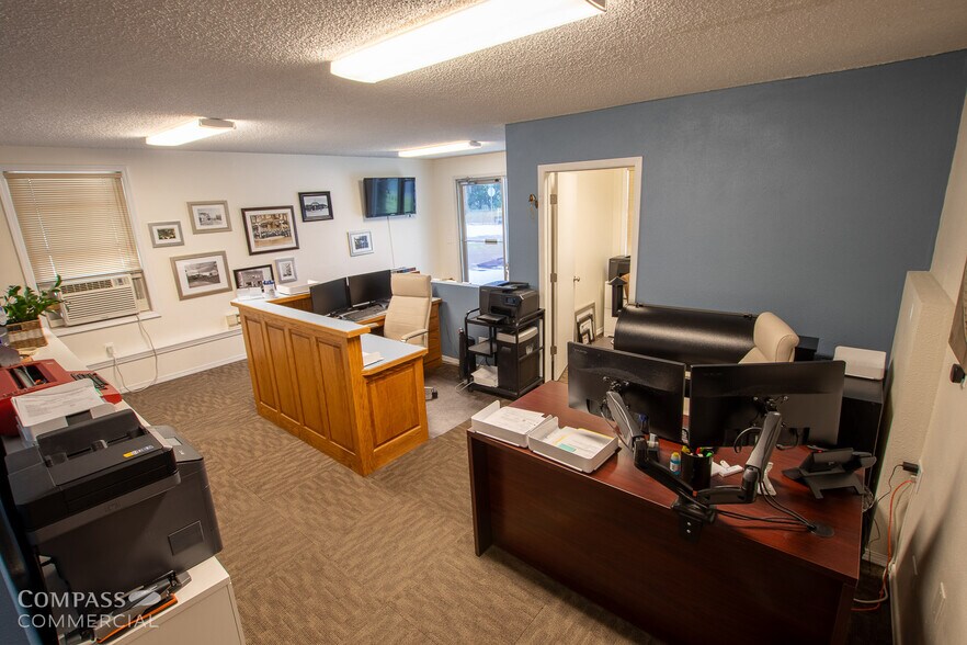 More Photos Of 1208 NE 4th St, Bend Office For Sale
