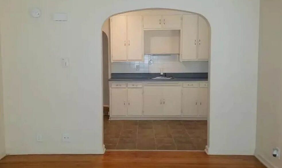 More Photos Of 712 S Grand Traverse St, Flint Apartments For Sale