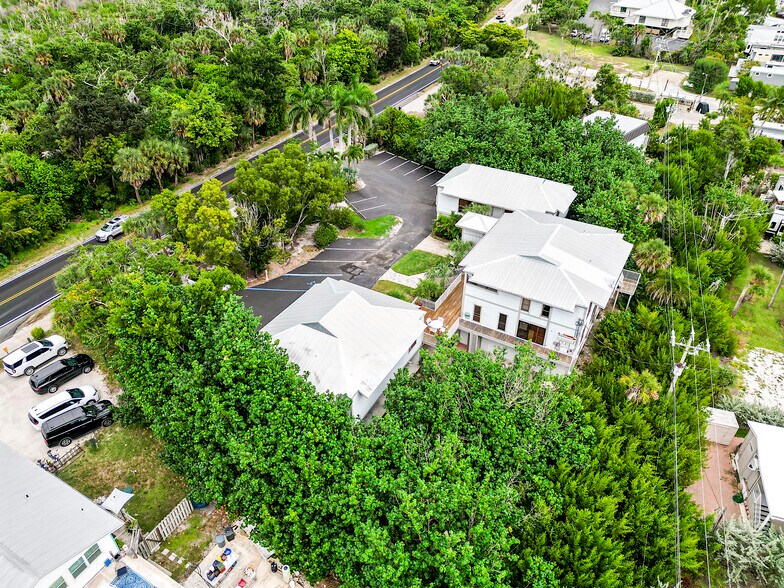 More Photos Of 1149 Periwinkle Way, Sanibel Office For Sale