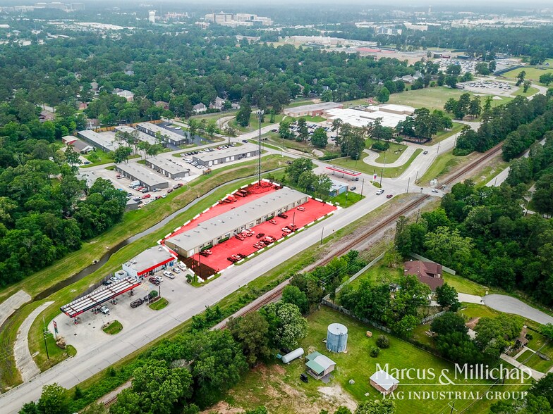 More Photos Of 27493 Hanna Rd, Conroe Warehouse For Lease