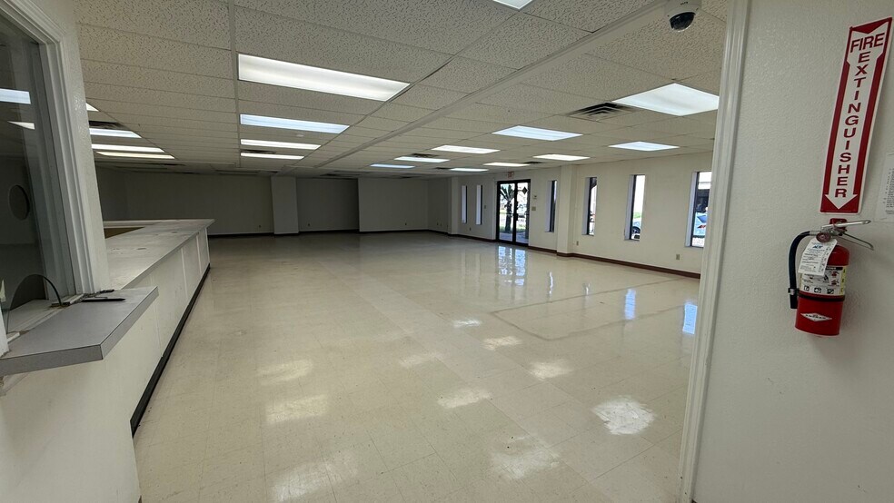 More Photos Of 1718 S 28th Ave, Edinburg Warehouse For Lease