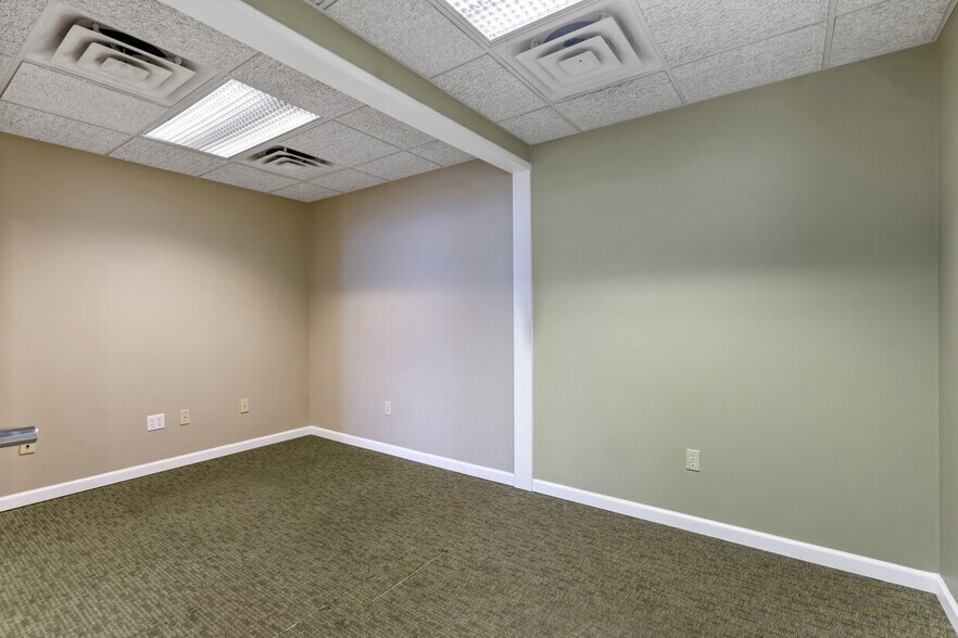 More Photos Of 1301 Grandview Ave, Pittsburgh Office For Lease