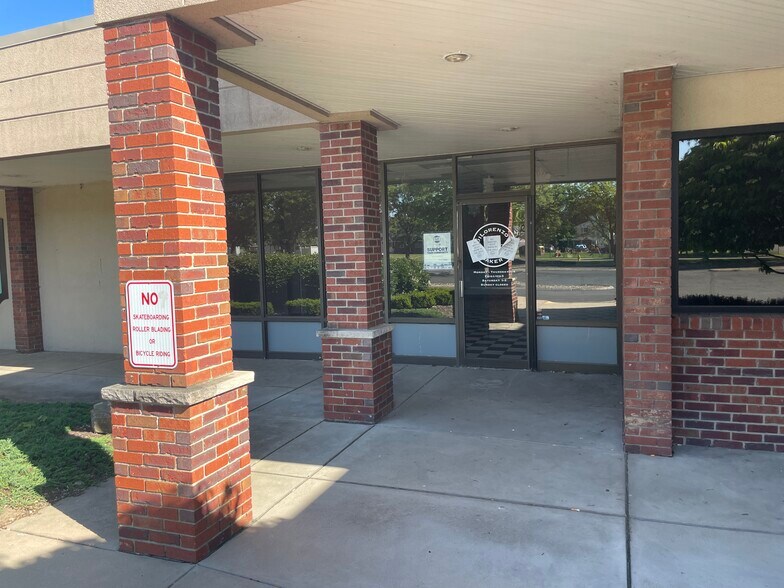 More Photos Of 62 E Shenango St, Sharpsville Storefront For Lease