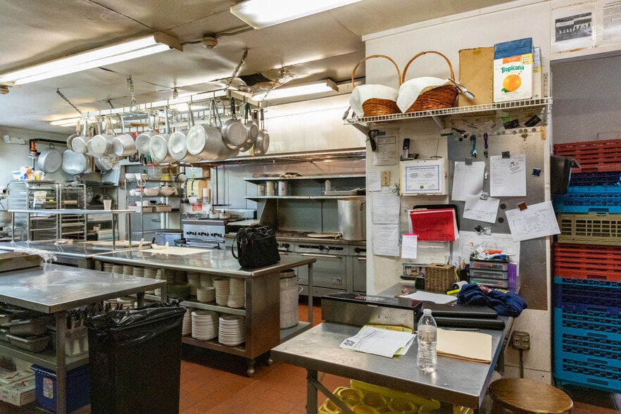 More Photos Of , Brookfield Unknown For Sale