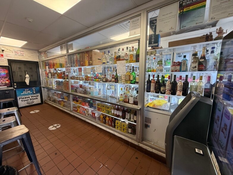 Primary Photo Of 604 W York St, Philadelphia Storefront Retail Residential For Sale