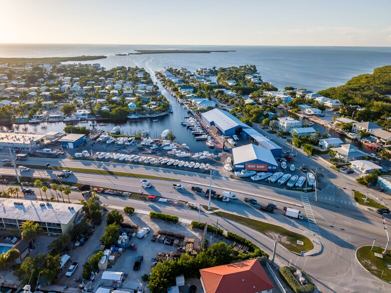 More Photos Of 90400 Overseas Hwy, Tavernier Marina For Sale