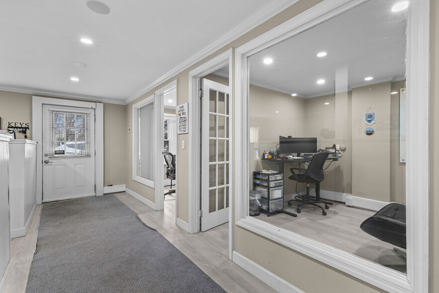 More Photos Of 1050-1052 Mamaroneck Ave, Mamaroneck Office Residential For Sale