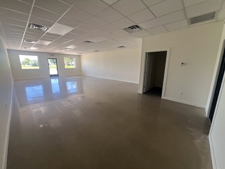 More Photos Of 5467 Alamo Rd, Edinburg Office For Lease