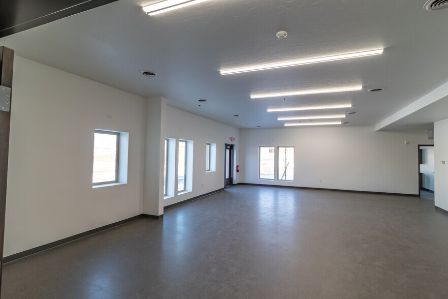 More Photos Of 479 N Broadmore Way, Nampa Warehouse For Sale