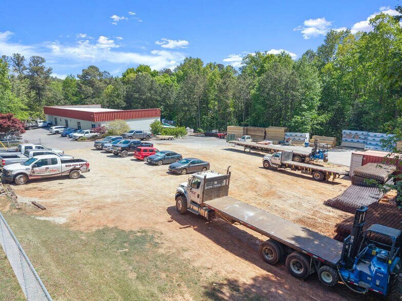More Photos Of 3917 Old Flowery Branch Rd, Oakwood Flex For Lease