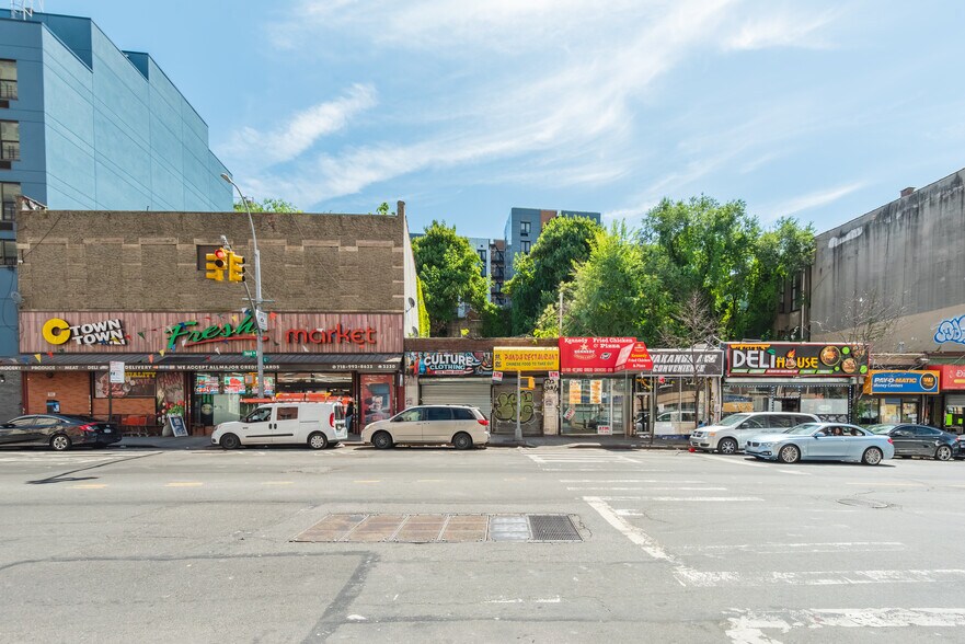 More Photos Of 3218 3rd Ave, Bronx Storefront For Sale