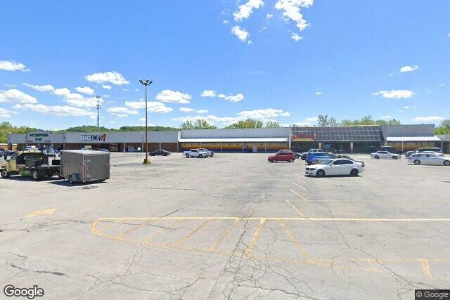 More Photos Of 216-246 S Illinois Ave, Oak Ridge General Retail For Sale