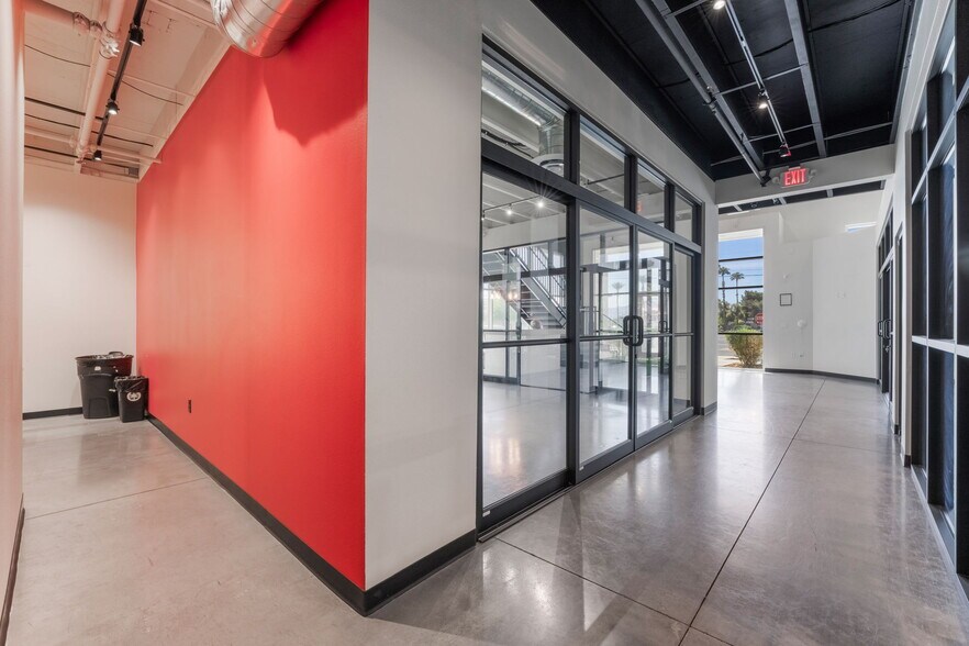 More Photos Of 2950 E Sunset Rd, Las Vegas Showroom For Sale