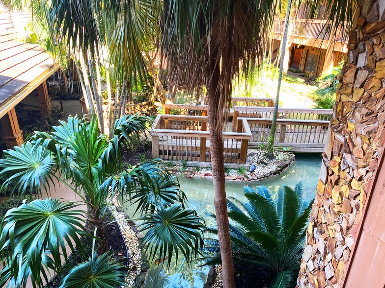 More Photos Of 7800 W Oakland Park Blvd, Sunrise Medical For Sale