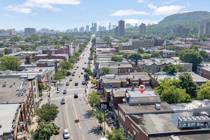 More Photos Of 5220 Av Du Parc, Montréal Office For Sale