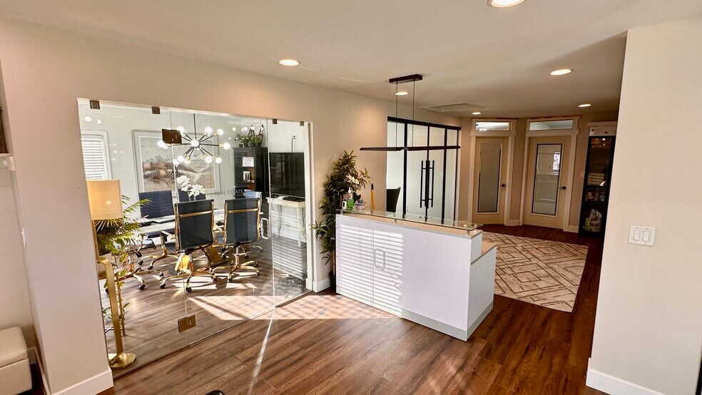 More Photos Of 152 W 500 S, Bountiful Office For Sale