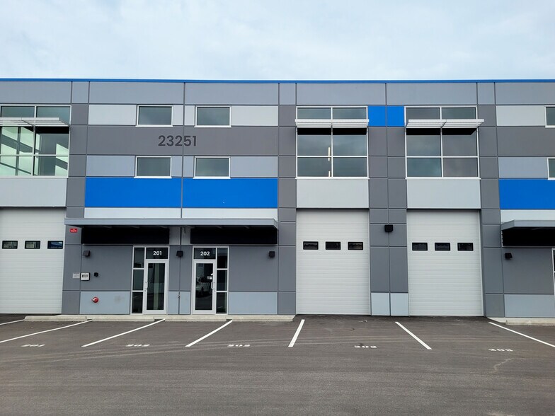 More Photos Of 23251 Fraserwood Way, Richmond Industrial For Sale