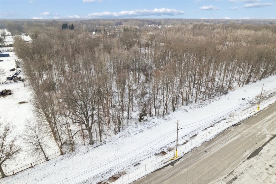More Photos Of 0000 Huron River Dr, New Boston Land For Sale