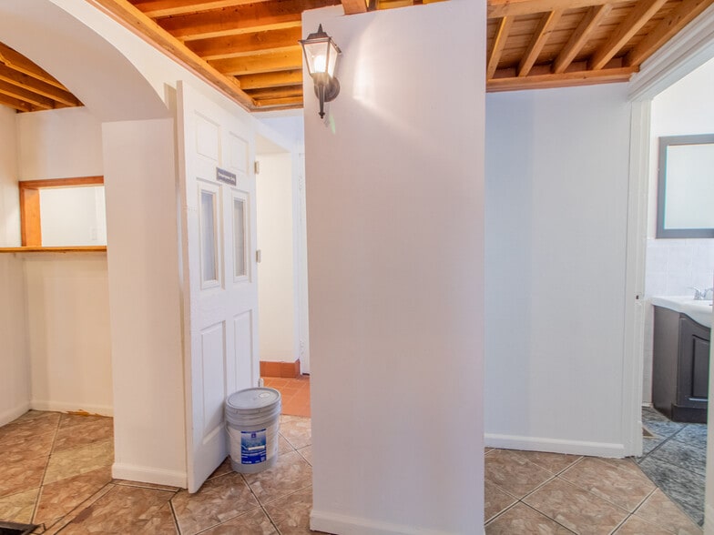 More Photos Of 6836 Gravois Ave, Saint Louis Multifamily For Lease