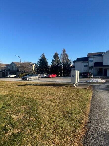 More Photos Of Capital Woods, Albany Apartments For Sale