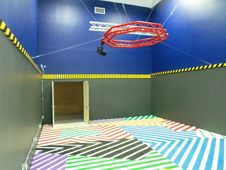 More Photos Of 900-902 Leonard St NW, Grand Rapids Storefront Retail Office For Sale