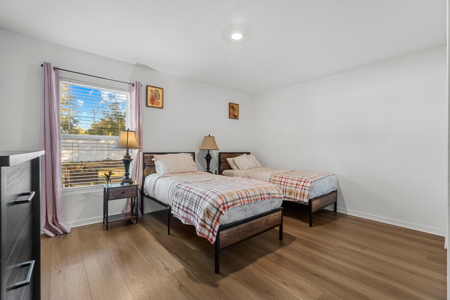 More Photos Of Licensed 6 Bed ALF, Ocala Assisted Living For Sale