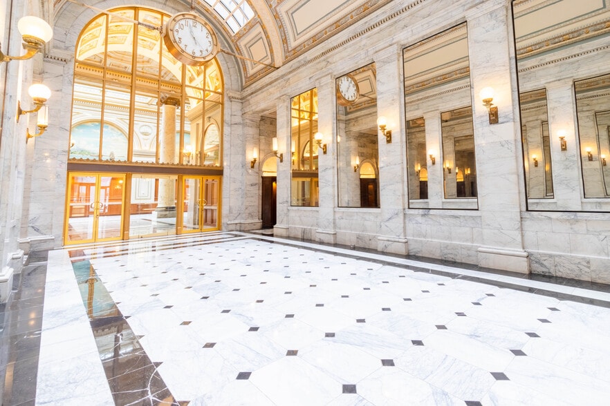 More Photos Of 465 California St, San Francisco Office For Lease