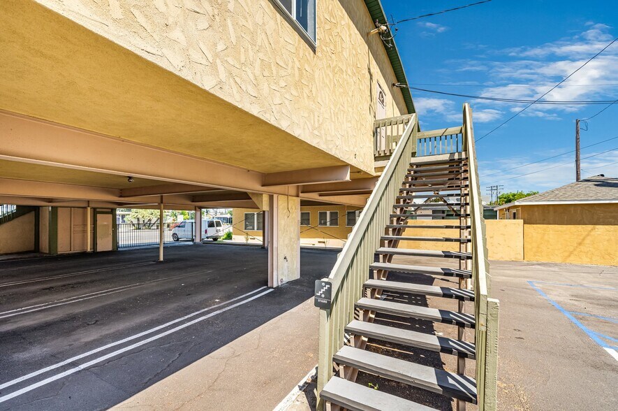 More Photos Of 608 S Harbor Blvd, Anaheim Medical For Sale