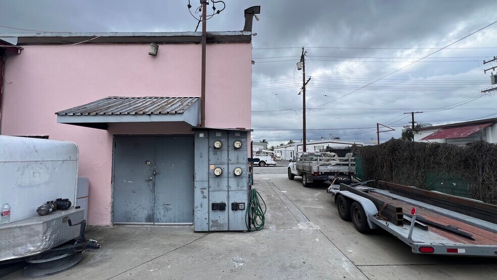 More Photos Of 2116 Seaman Ave, South El Monte Manufacturing For Sale