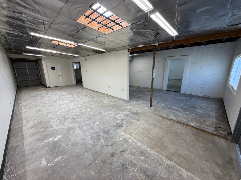 More Photos Of 108 N Chester Ave, Bakersfield Freestanding For Sale