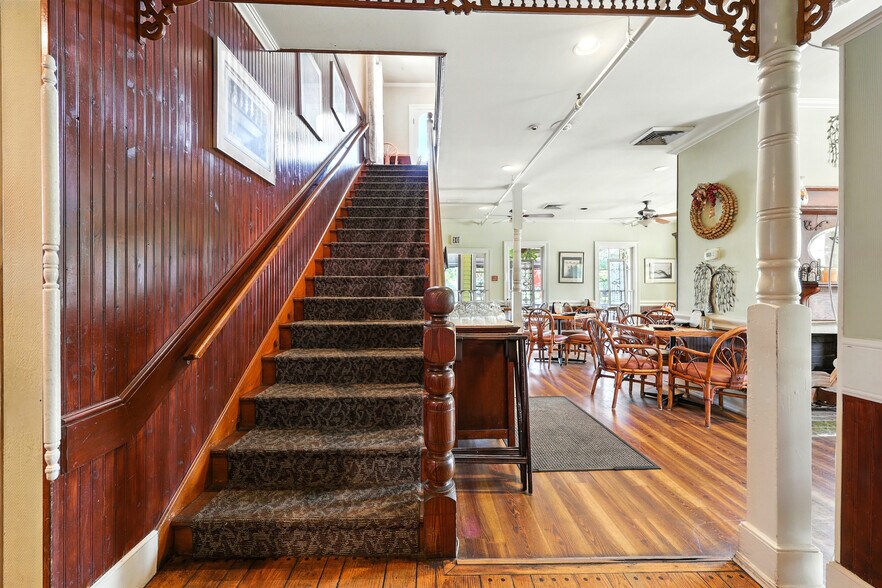 More Photos Of 102 San Marco Ave, Saint Augustine Restaurant For Sale