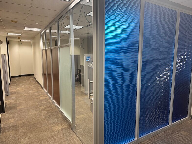 More Photos Of 1100 Alakea St, Honolulu Office For Sale