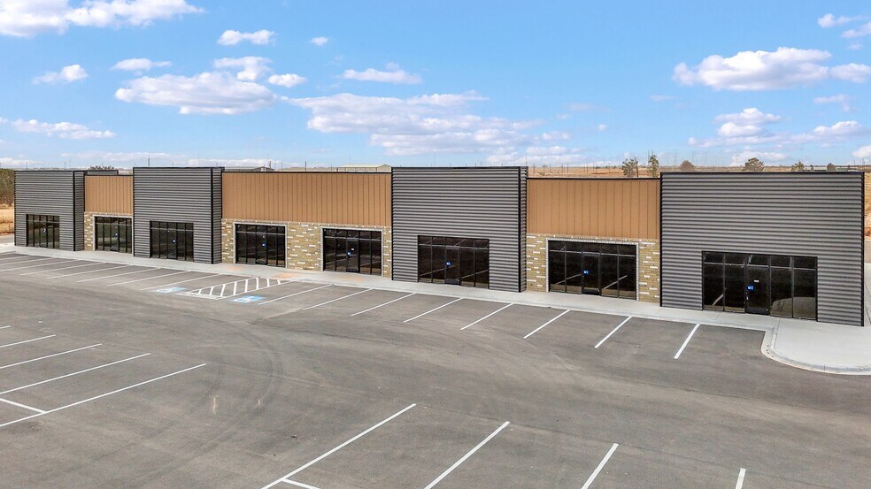 More Photos Of 8805 FM 307, Midland Storefront For Lease