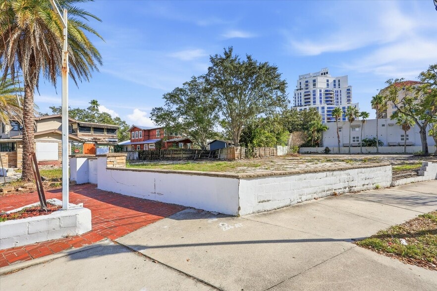 More Photos Of 1504 S Howard Ave, Tampa Land For Sale