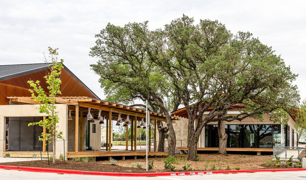 More Photos Of 10880 E Crystal Falls Pky, Leander Storefront Retail Office For Lease