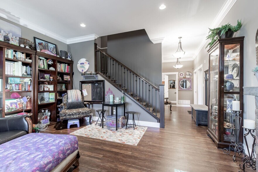 More Photos Of 2379 Chardonnay Ln, Abbotsford Hospitality For Sale