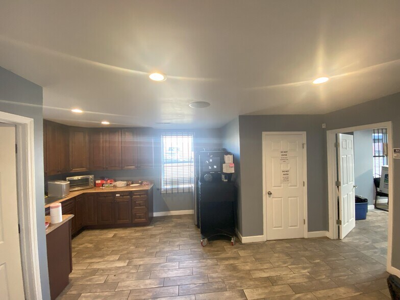 More Photos Of , Saint Louis Industrial For Sale