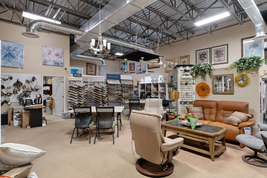 More Photos Of 97 W Gulf To Lake Hwy, Lecanto Freestanding For Sale