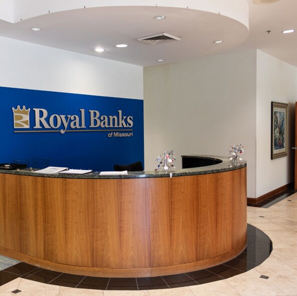 More Photos Of 3330 Rider Trl S, Earth City Office For Sale