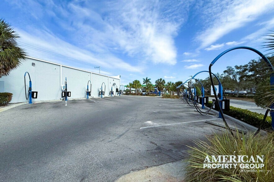 More Photos Of 2710 E Manatee Ave, Bradenton Carwash For Sale
