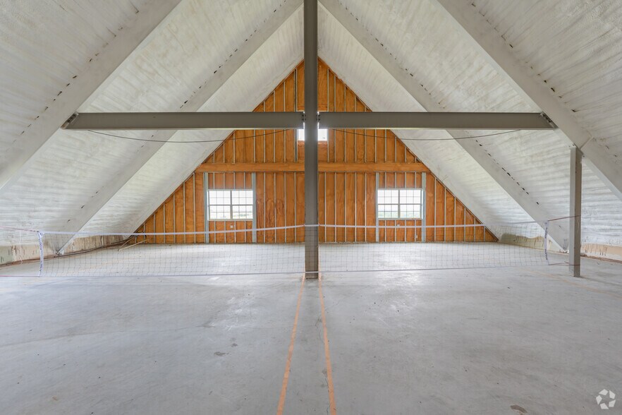 More Photos Of 2502 County Road 4421, Rhome Religious Facility For Lease