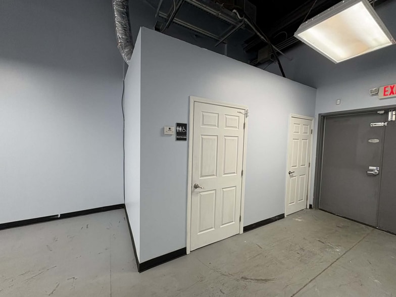 More Photos Of 4155 Lee St, Buford Unknown For Lease