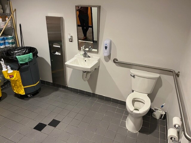 More Photos Of 3325 W Hillsboro Blvd, Deerfield Beach Bank For Lease