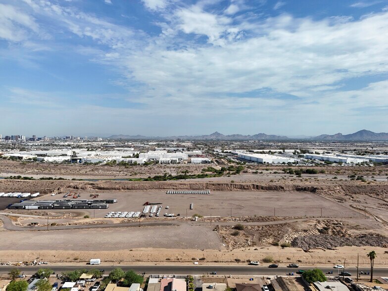 More Photos Of 1732 Elwood Street St, Phoenix Land For Lease