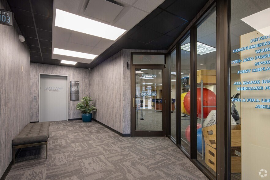 More Photos Of 3535 30th Ave, Kenosha Office For Lease