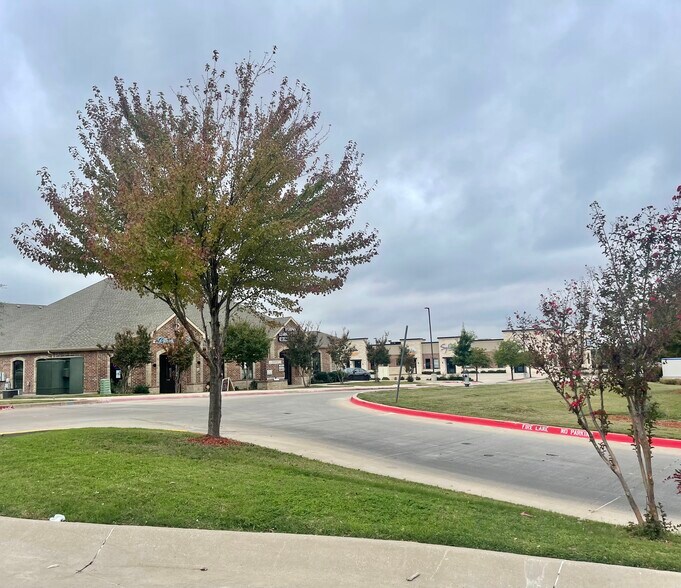 More Photos Of 318 W FM 544, Murphy Medical For Sale